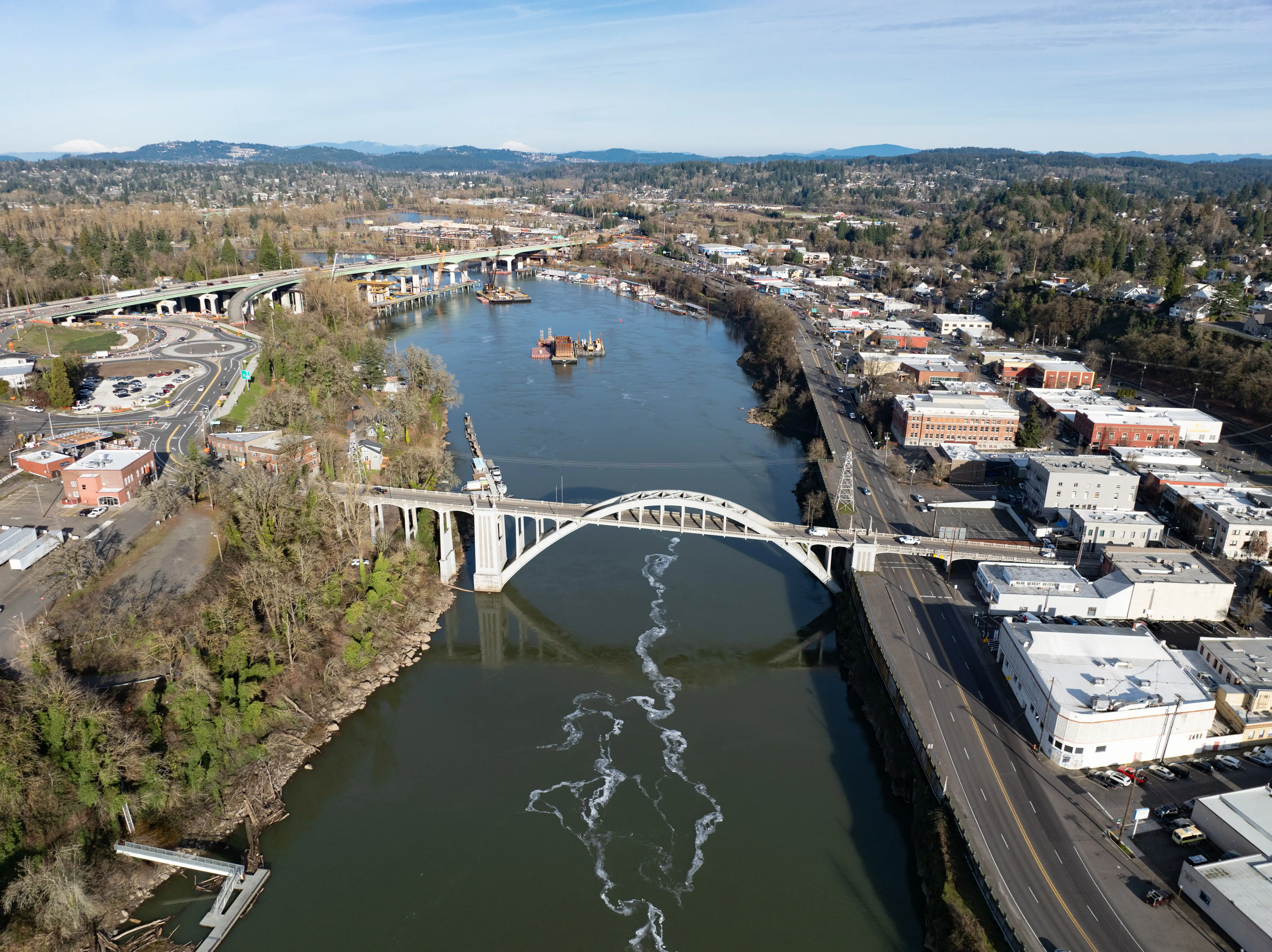 Aerial view of West Linn Oregon along the Willamette River